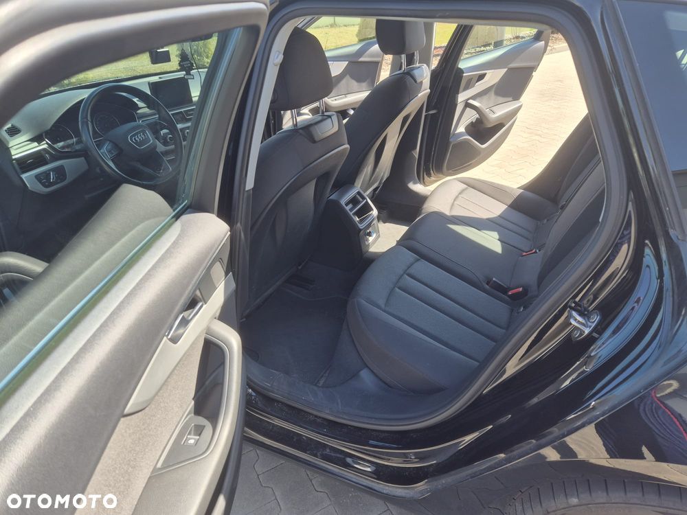 Audi A4 Avant 35 TFSI - 12