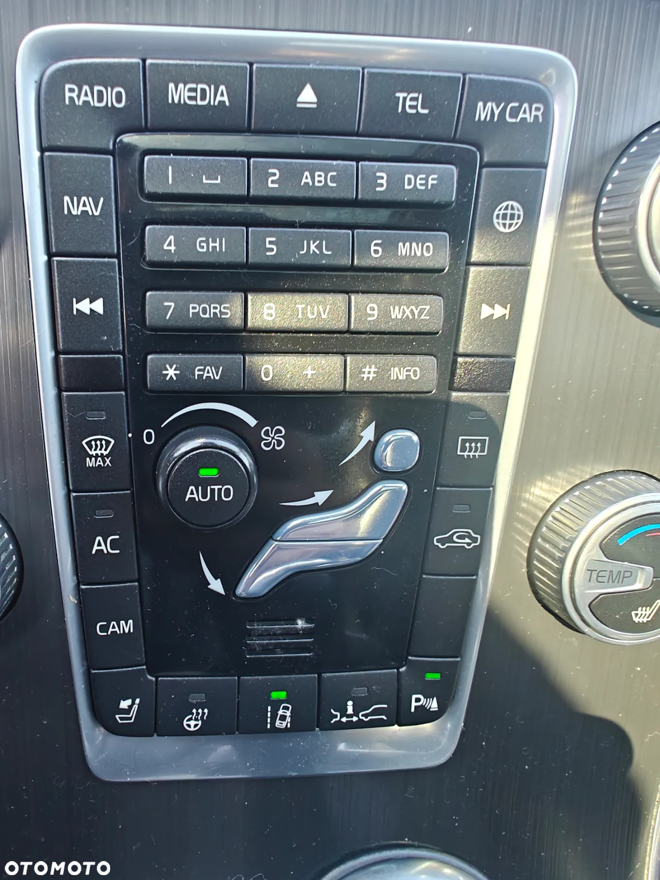 Volvo XC 60 - 6