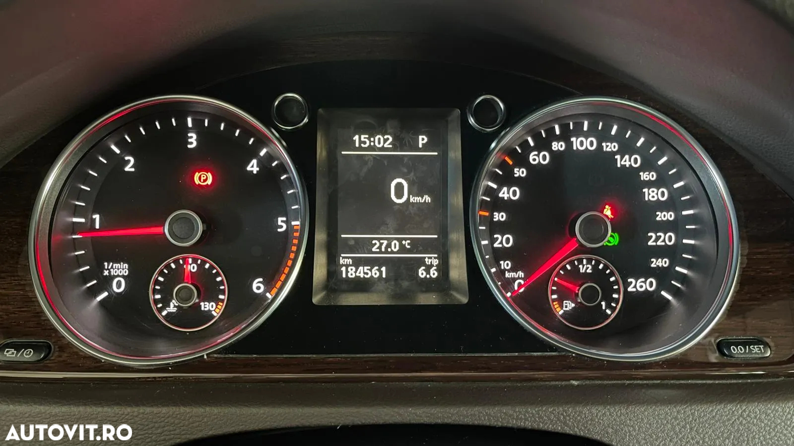 Volkswagen Passat 2.0 TDI BlueMotion Tehnology DSG Highline - 14