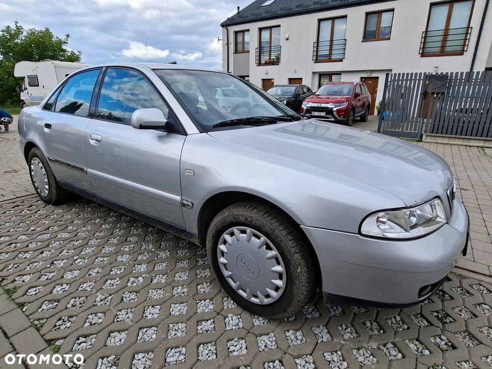 Audi A4 Avant - 5