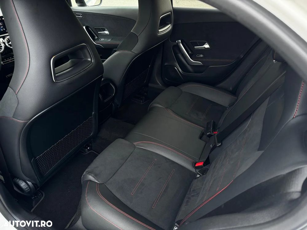 Mercedes-Benz A 250 Aut. - 33