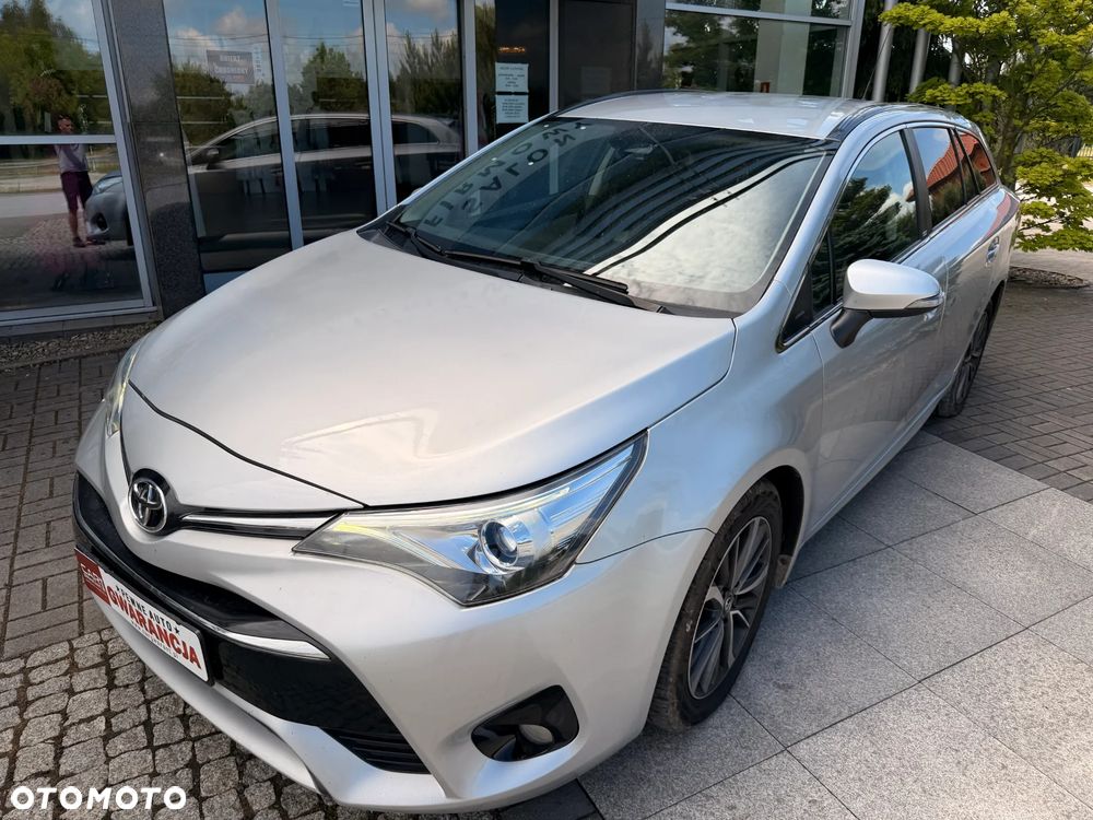 Toyota Avensis 2.0 Prestige MS - 13