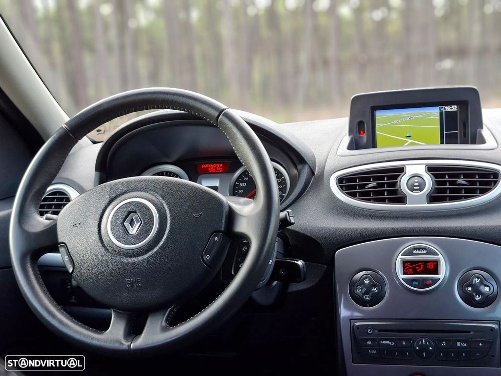Renault Clio - 7