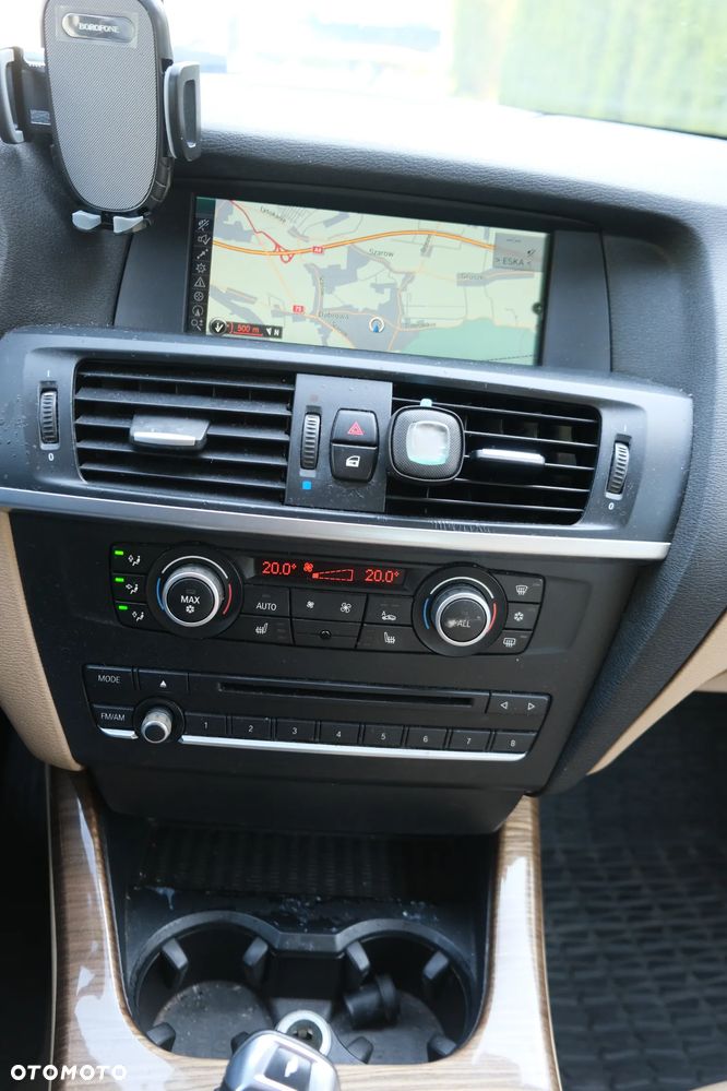 BMW X3 xDrive28i - 21
