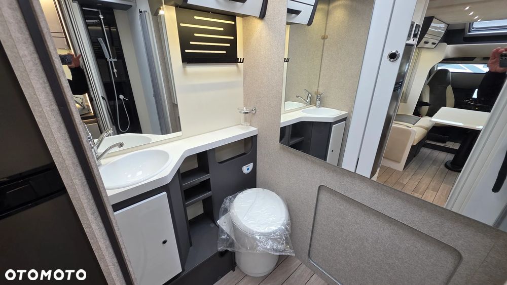 McLOUIS MC4 321 - 24