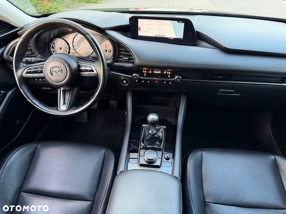 Mazda 3 2.0 mHEV Hikari - 24