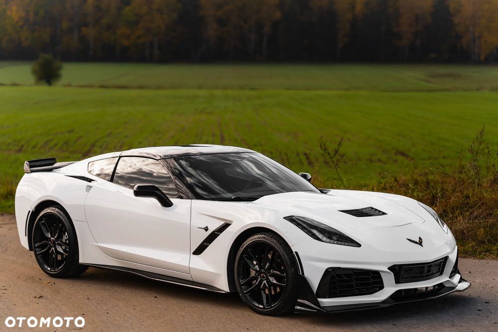 Chevrolet Corvette Stingray LT1 6.2 V8 - 24
