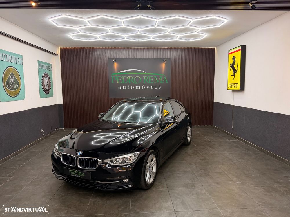 BMW 330 e iPerformance Line Luxury - 1