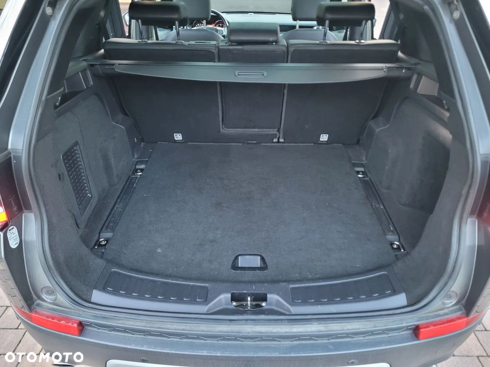 Land Rover Discovery Sport TD4 HSE Luxury - 17