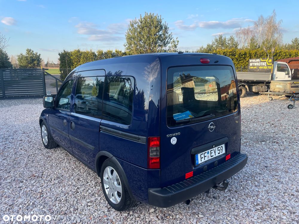 Opel Combo Tour Enjoy - 4