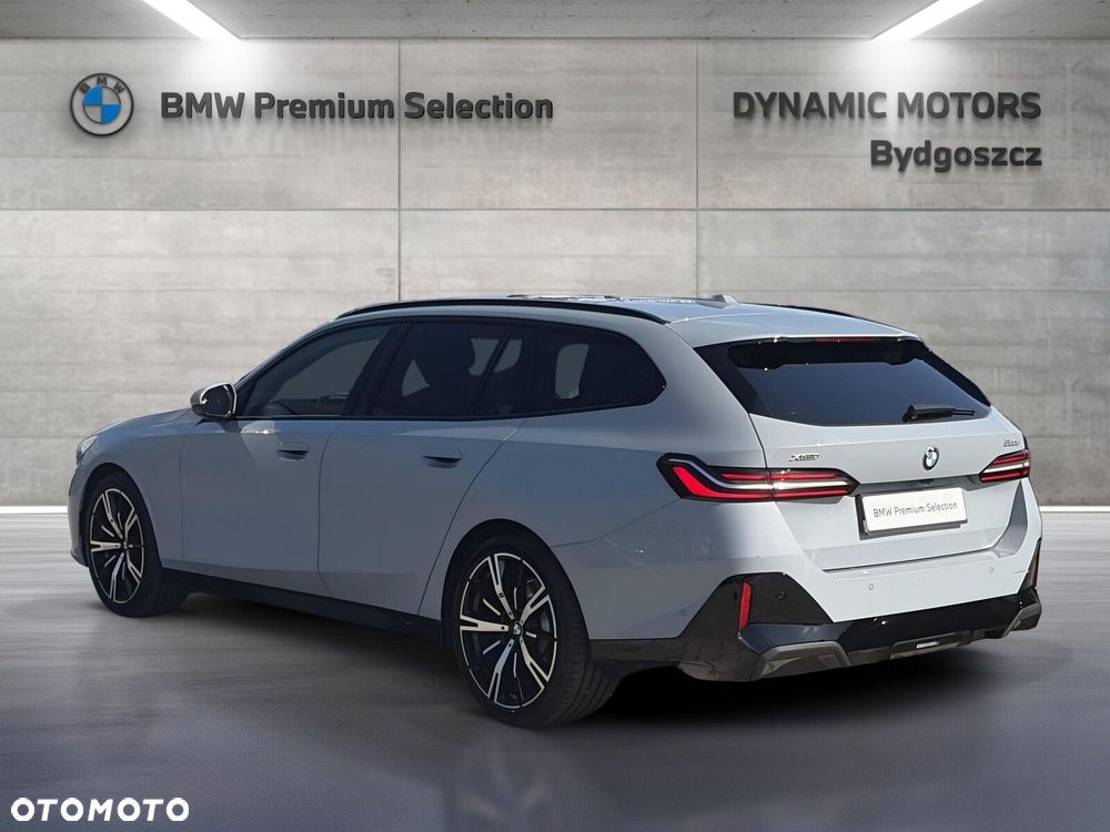 BMW 5 Series 2025 photo 4