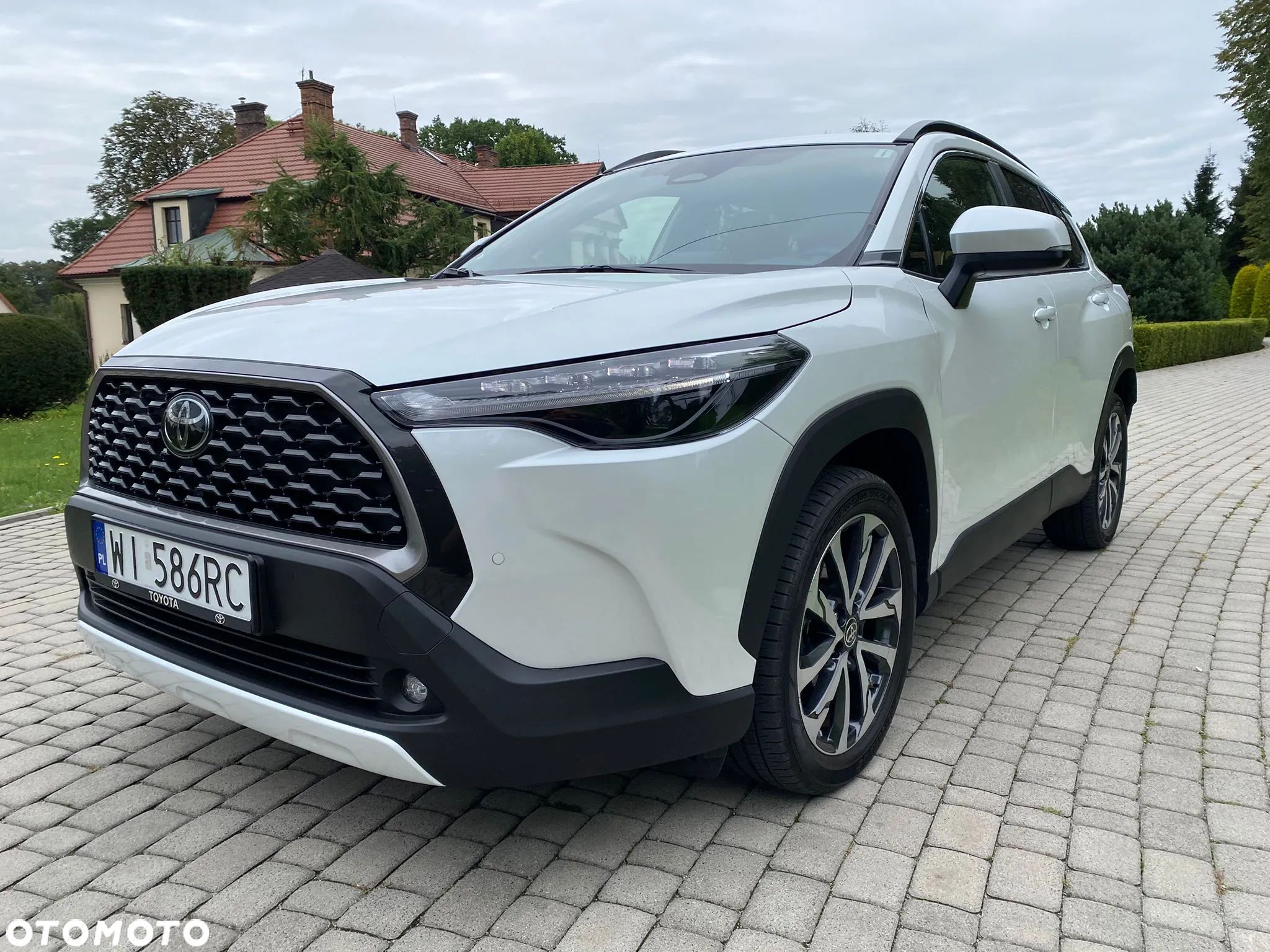 Toyota Corolla Cross 2.0 Hybrid Style - 1