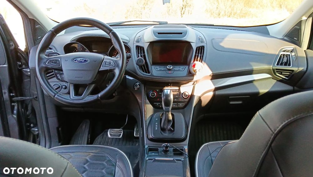 Ford Kuga 2.0 TDCi 4x4 Vignale - 17