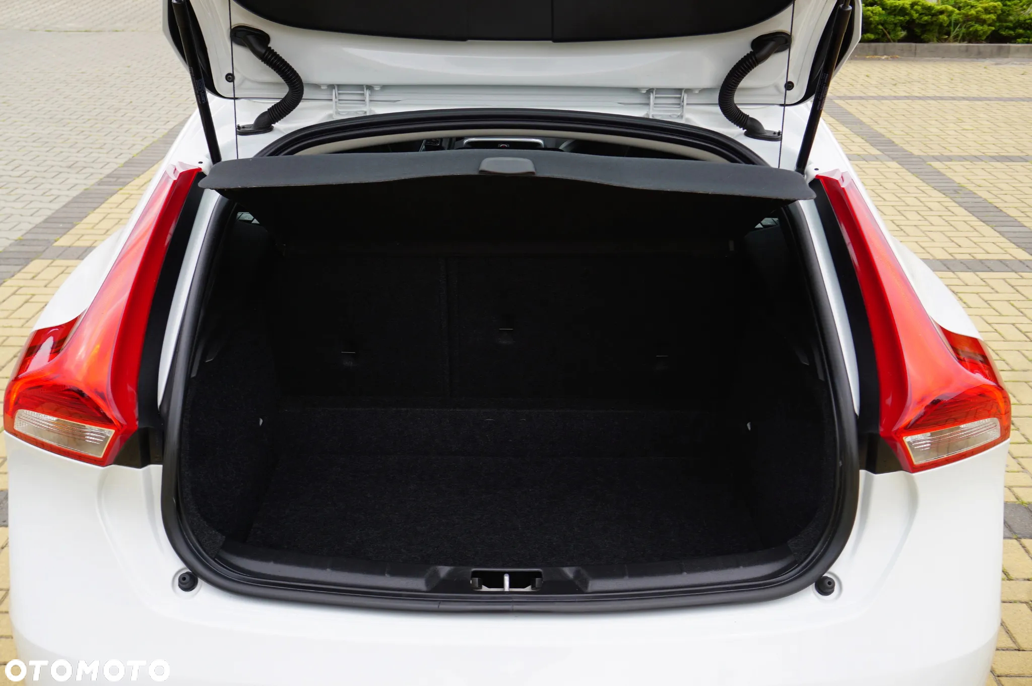 Volvo V40 D2 Inscription - 18