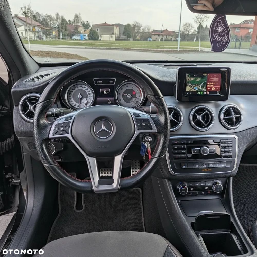 Mercedes-Benz GLA 200 7G-DCT AMG Line - 7