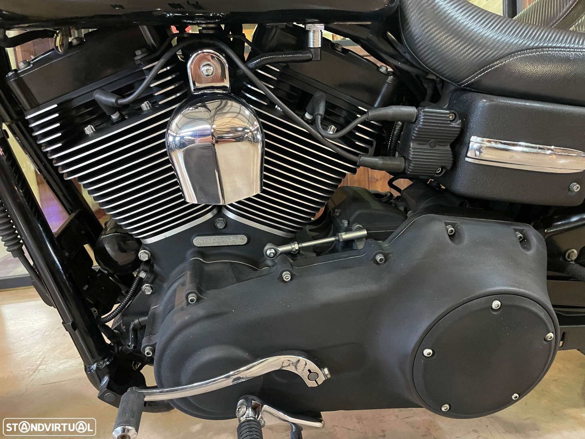 Harley-Davidson Dyna Fat Bob - 12