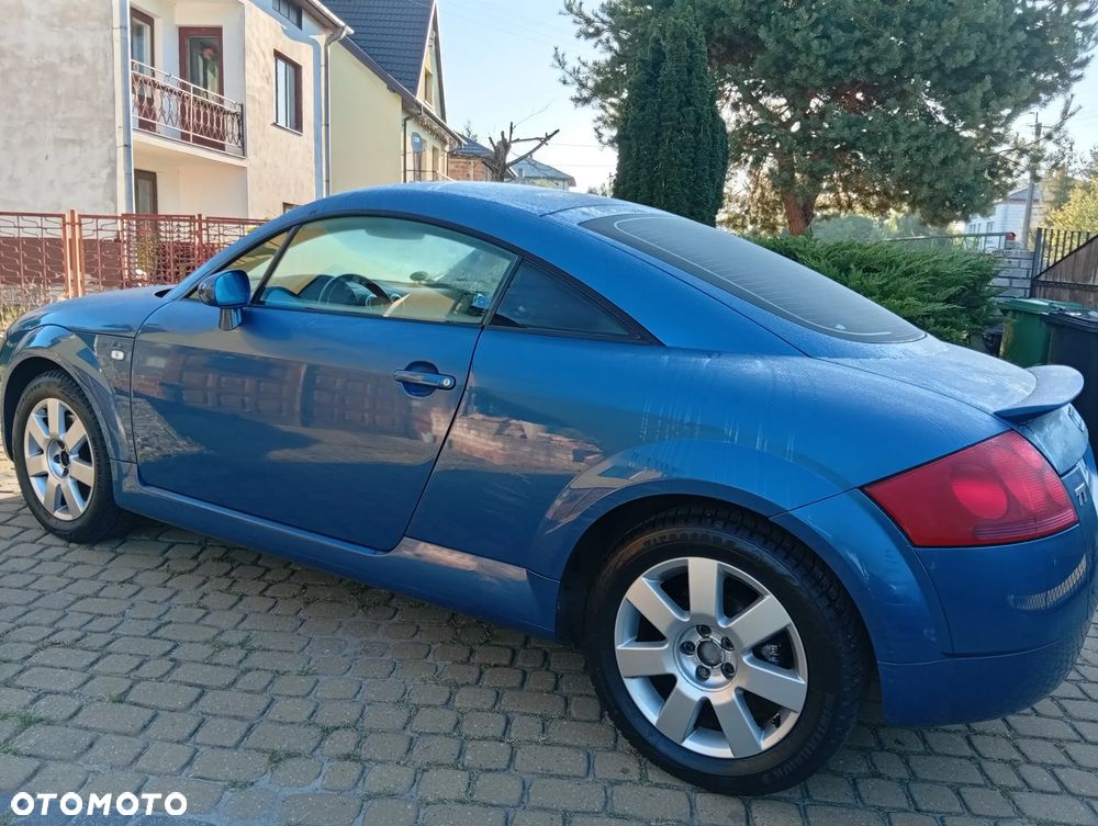 Audi TT Coupé - 14