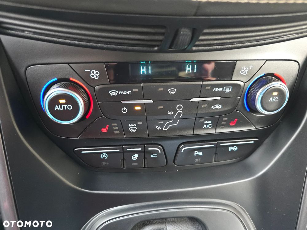 Ford Kuga 2.0 TDCi 4x4 Vignale - 9