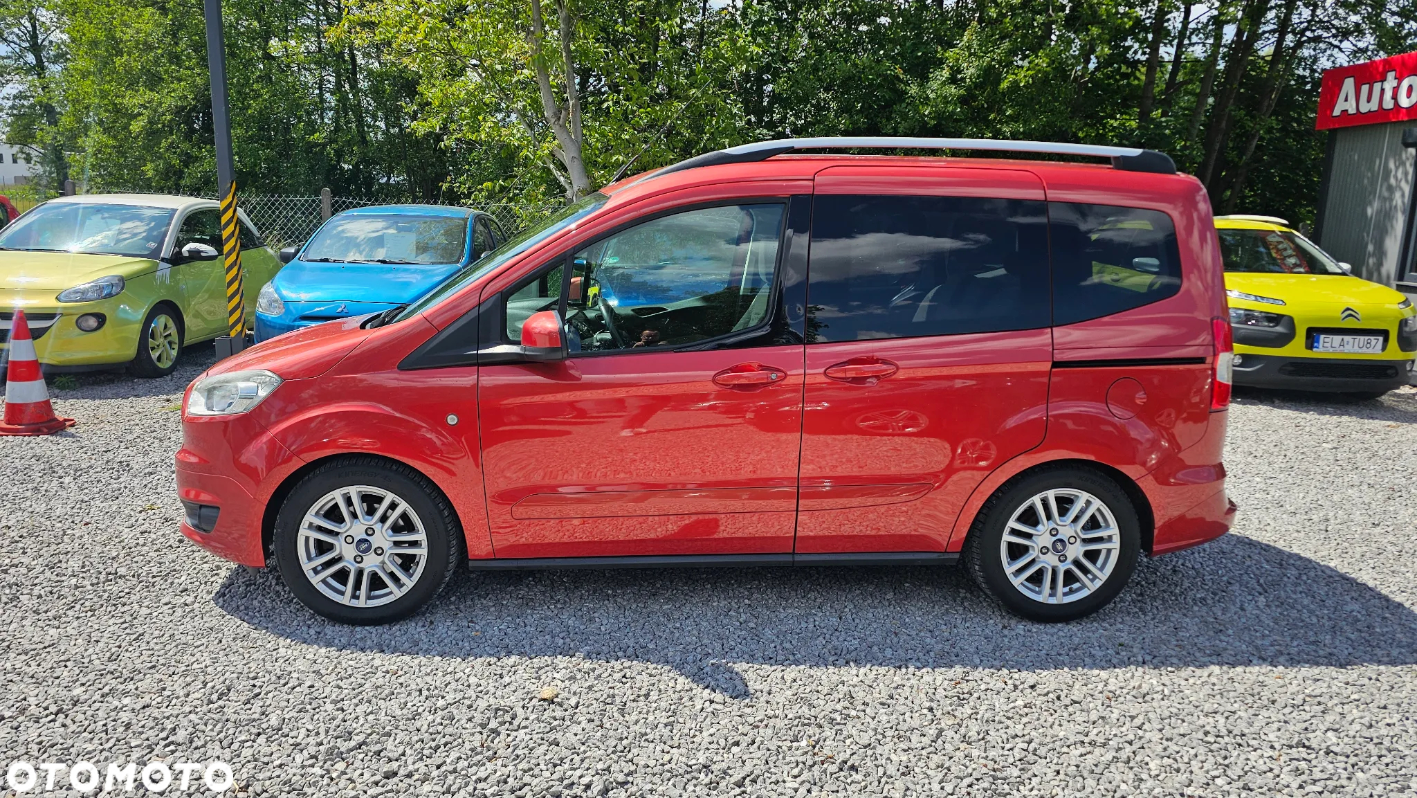Ford Tourneo Connect 1.0 EcoBoost Start-Stop Titanium - 4