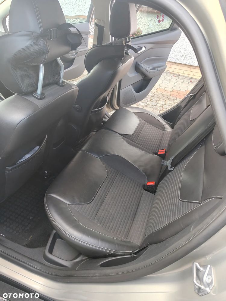 Ford Focus 1.5 TDCi Titanium - 19