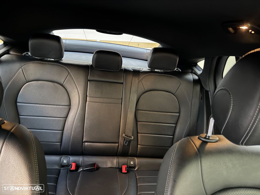 Mercedes-Benz GLC 350 e Coupé AMG Line 4-Matic - 32