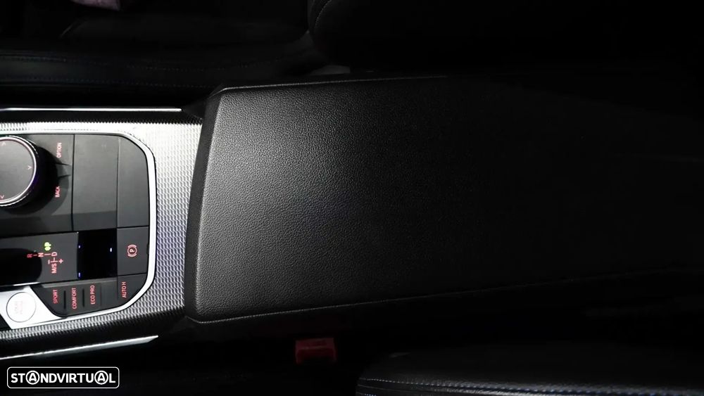 BMW 320 d Touring xDrive Aut. Edition M Sport Shadow - 18