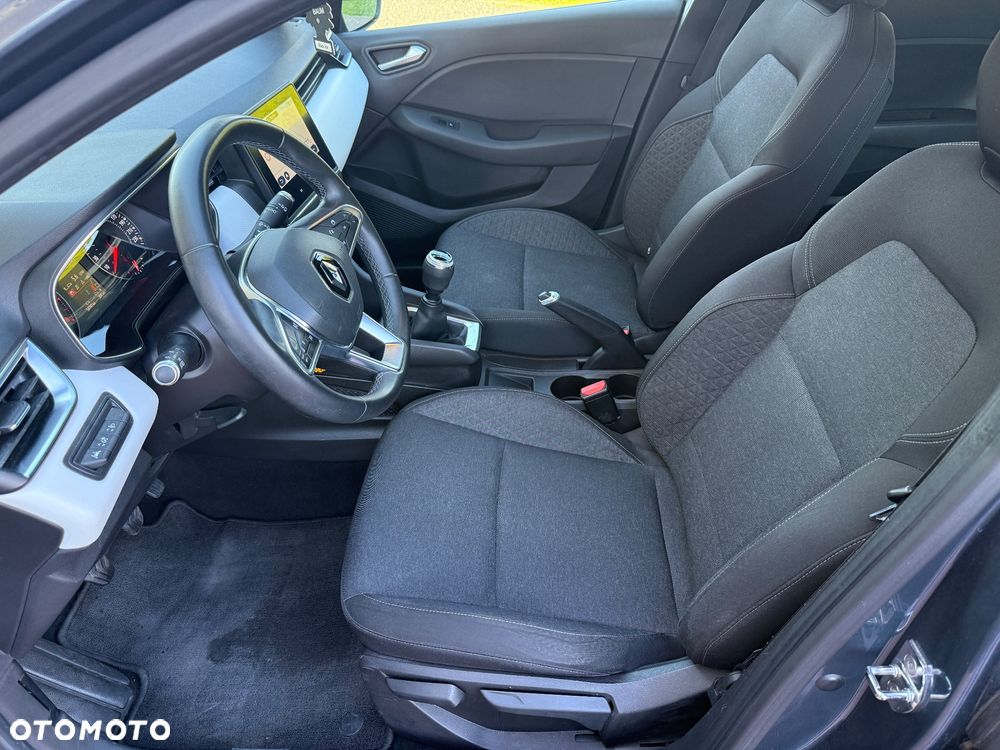 Renault Clio - 7