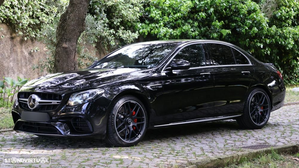 Mercedes-Benz E 63 AMG S 4Matic+ - 8