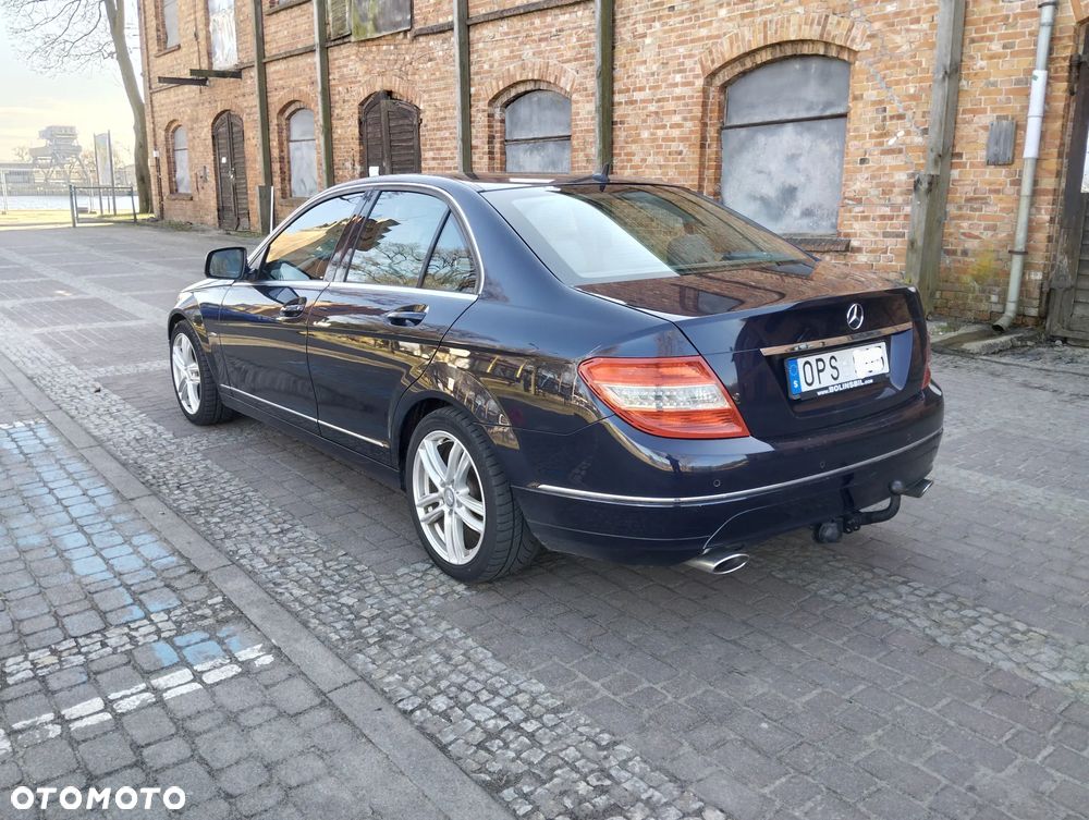Mercedes-Benz Klasa C 320 CDI 7G-TRONIC Avantgarde DPF - 4