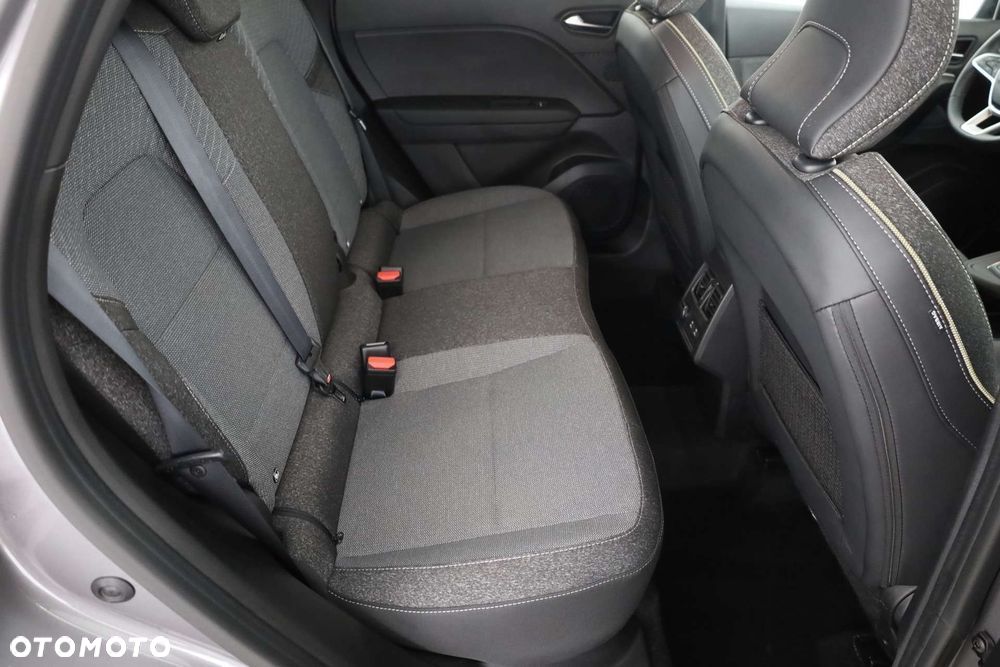 Renault Captur 1.3 TCe mHEV Techno EDC - 8