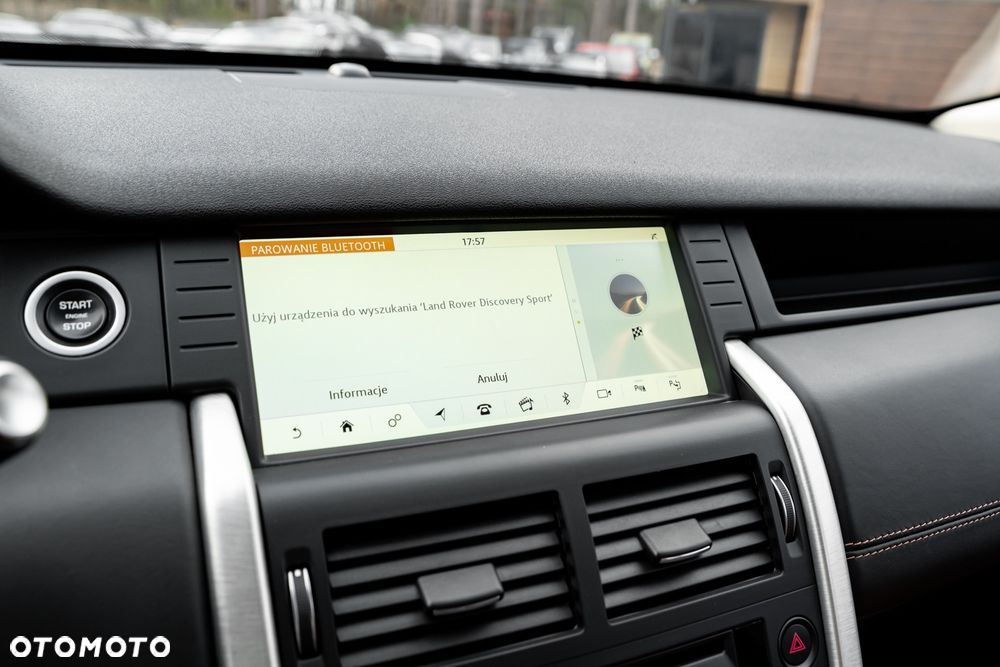 Land Rover Discovery Sport TD4 HSE - 36