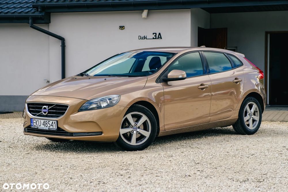 Volvo V40 D2 - 2