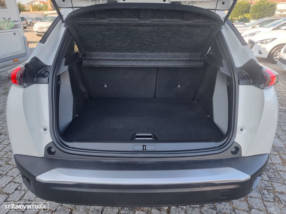 Peugeot e-2008 50 kWh Allure Pack - 36