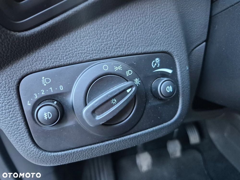 Ford Grand C-MAX 1.5 EcoBoost Start-Stopp-System Titanium - 21