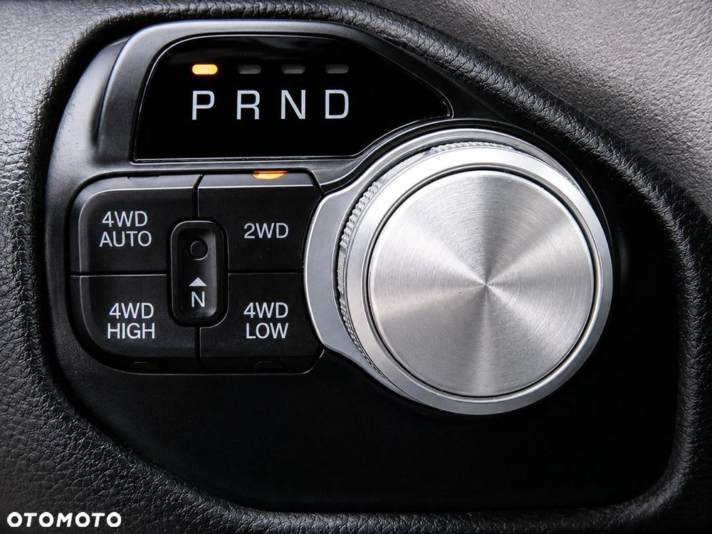 RAM 1500 - 21