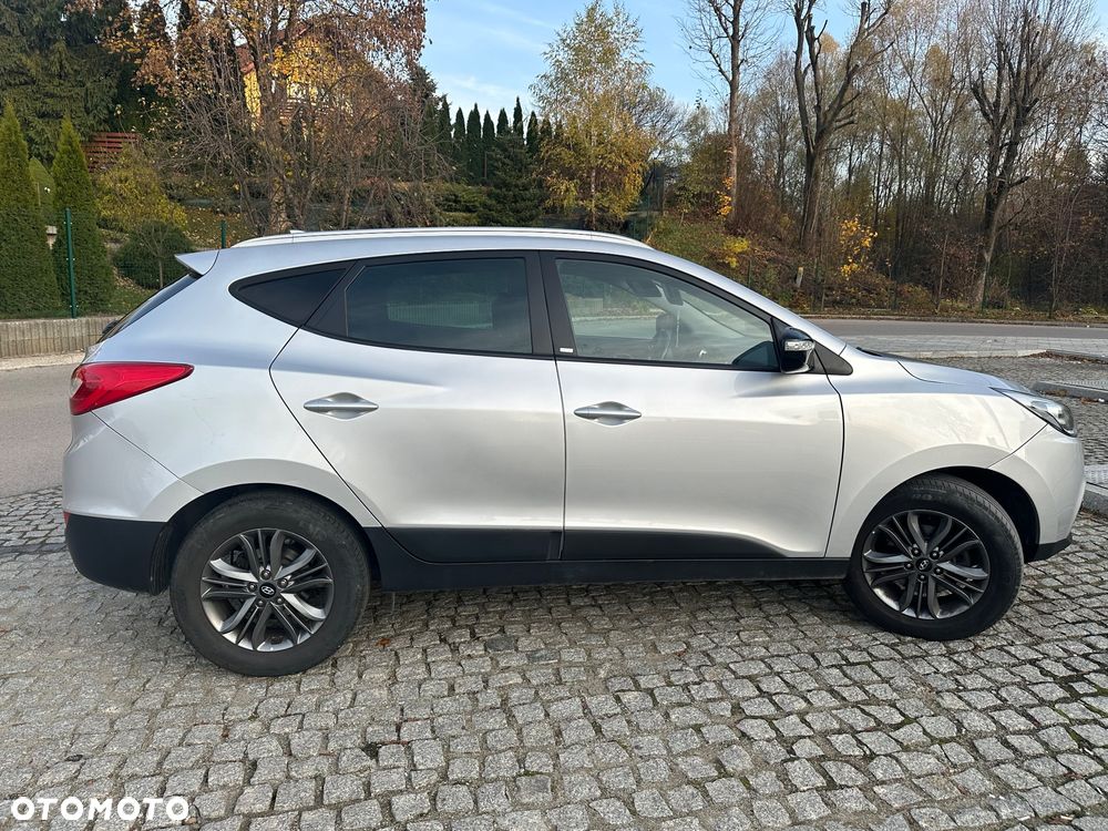 Hyundai ix35 2.0 CRDi 4WD Automatik Fifa World Cup Gold Edition - 7