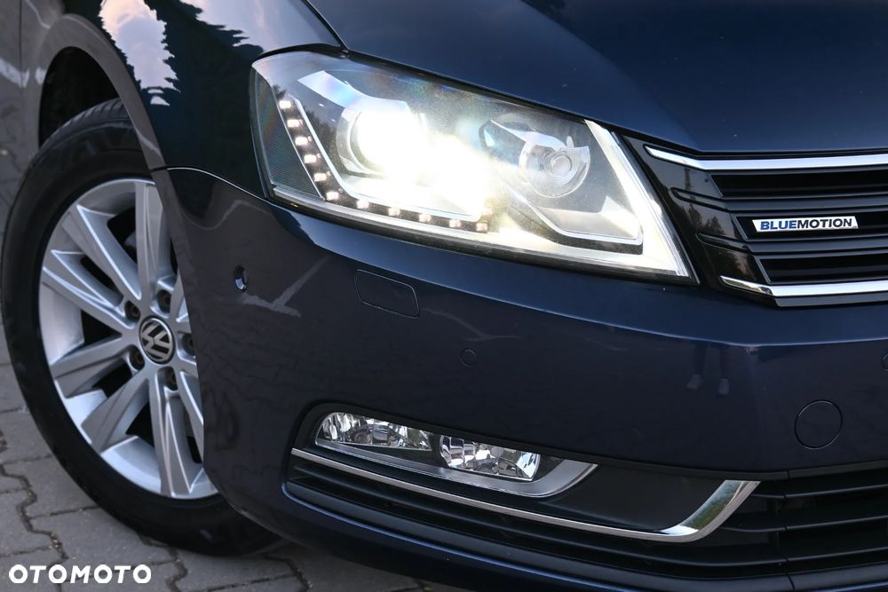 Volkswagen Passat 2.0 TDI DSG BlueMotion Technology Highline - 37