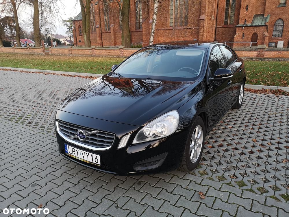 Volvo S60 T3 Edition - 28
