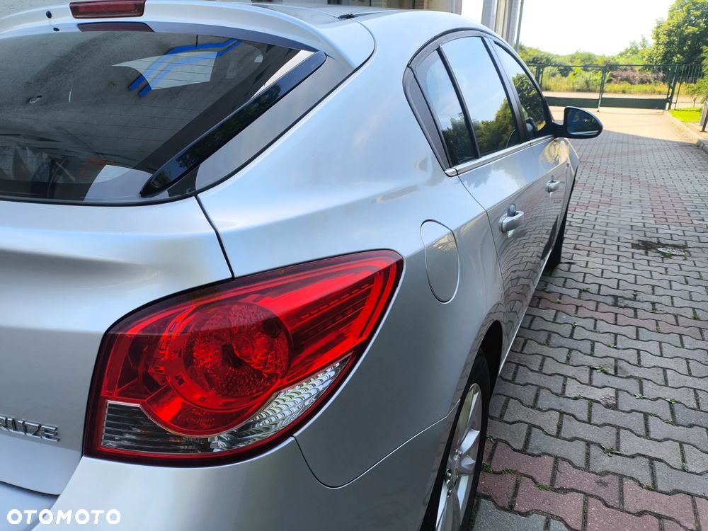 Chevrolet Cruze 1.8 LTZ - 14