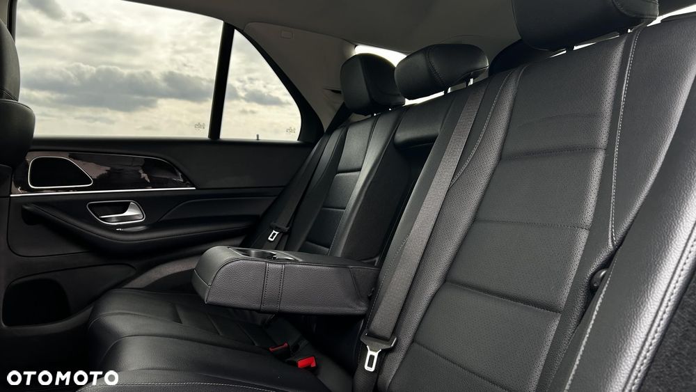 Mercedes-Benz GLE - 27