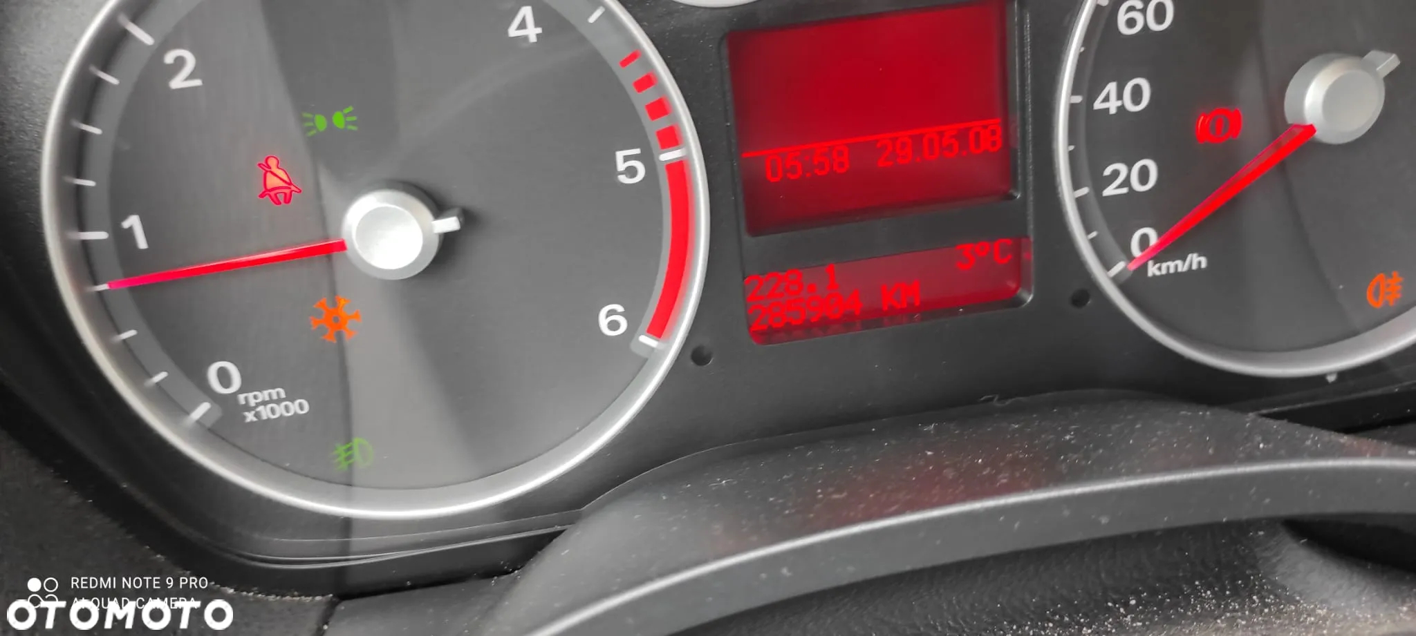 Ford C-MAX 1.6 TDCi DPF Ambiente - 11