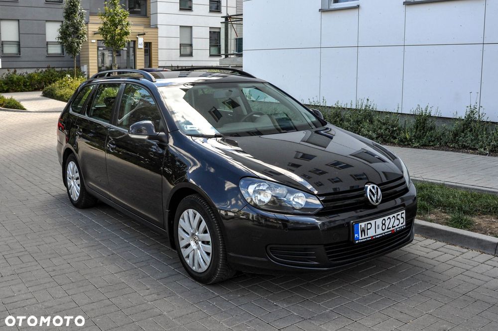 Volkswagen Golf - 6