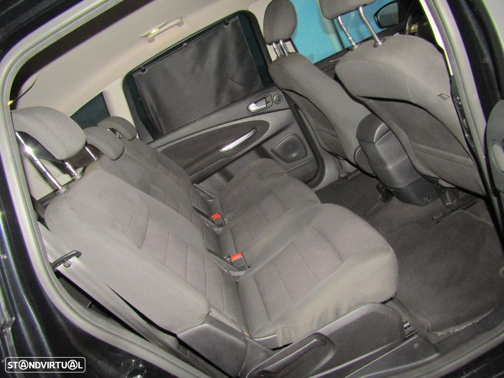 Ford S-Max 2.0 TDCi Titanium 7L 139g - 14