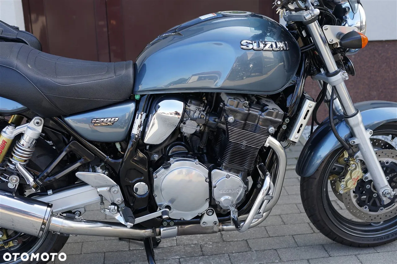 Suzuki GSX - 9