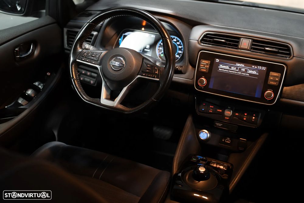 Nissan Leaf Acenta Access - 36
