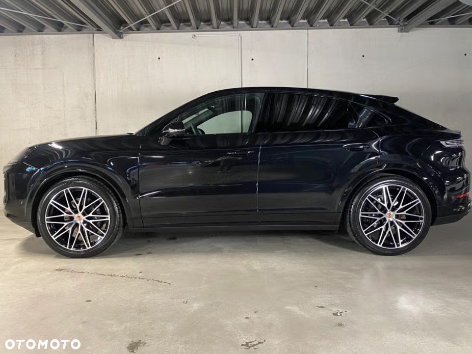 Porsche Cayenne Coupe Black Edition - 2