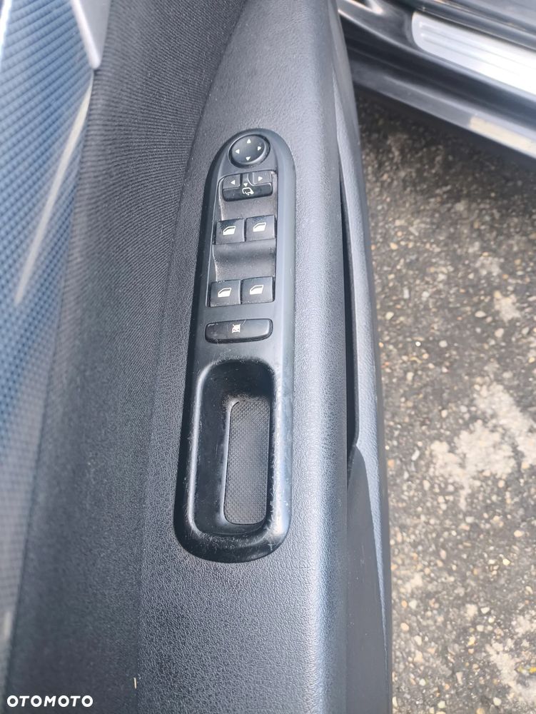 Peugeot 407 HDi 135 - 5