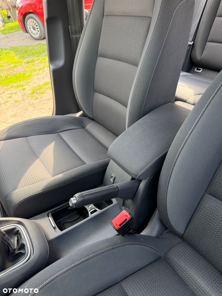 Volkswagen Golf 1.6 TDI Comfortline - 15