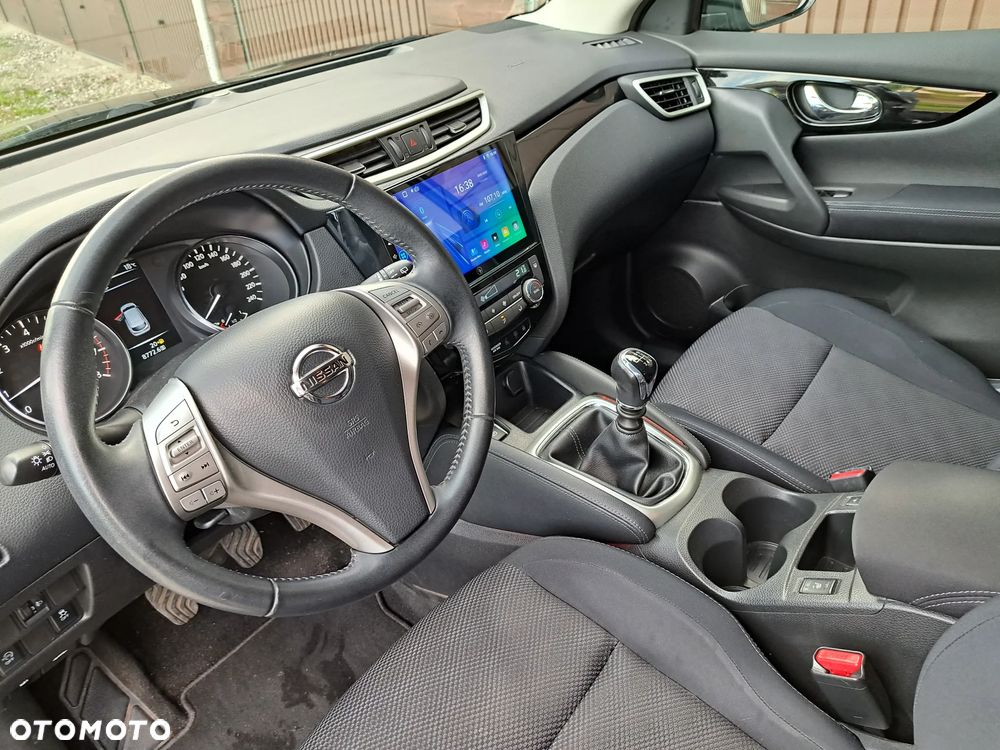 Nissan Qashqai 1.2 DIG-T Acenta EU6 - 24