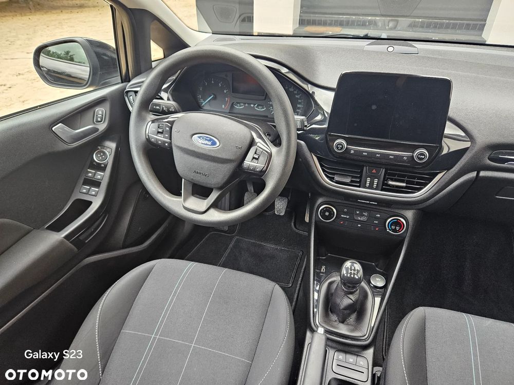 Ford Fiesta 1.1 S&S COOL&CONNECT - 24